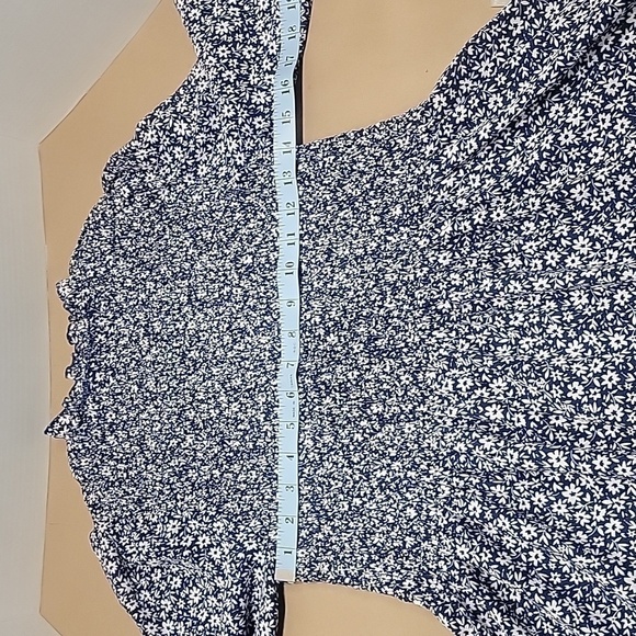 Mi ami, Size M, Halana, Blue Floral High Neck Blouse, Smocked Upper, Ruffle Hem - Picture 8 of 16